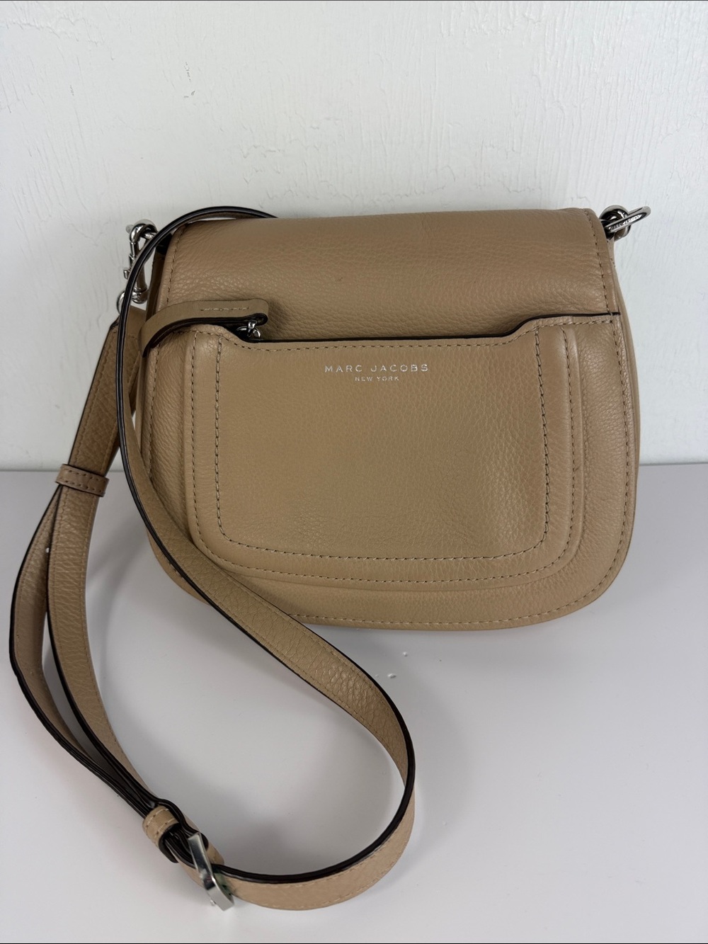 Marc Jacobs Tan Crossbody Saddle Bag - Picture 2 of 13